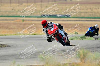 media/Apr-13-2025-TrackXperience (Sun) [[fb1ef998a6]]/Level 2 (Intermediate)/Turn 6 (Session 2)/
